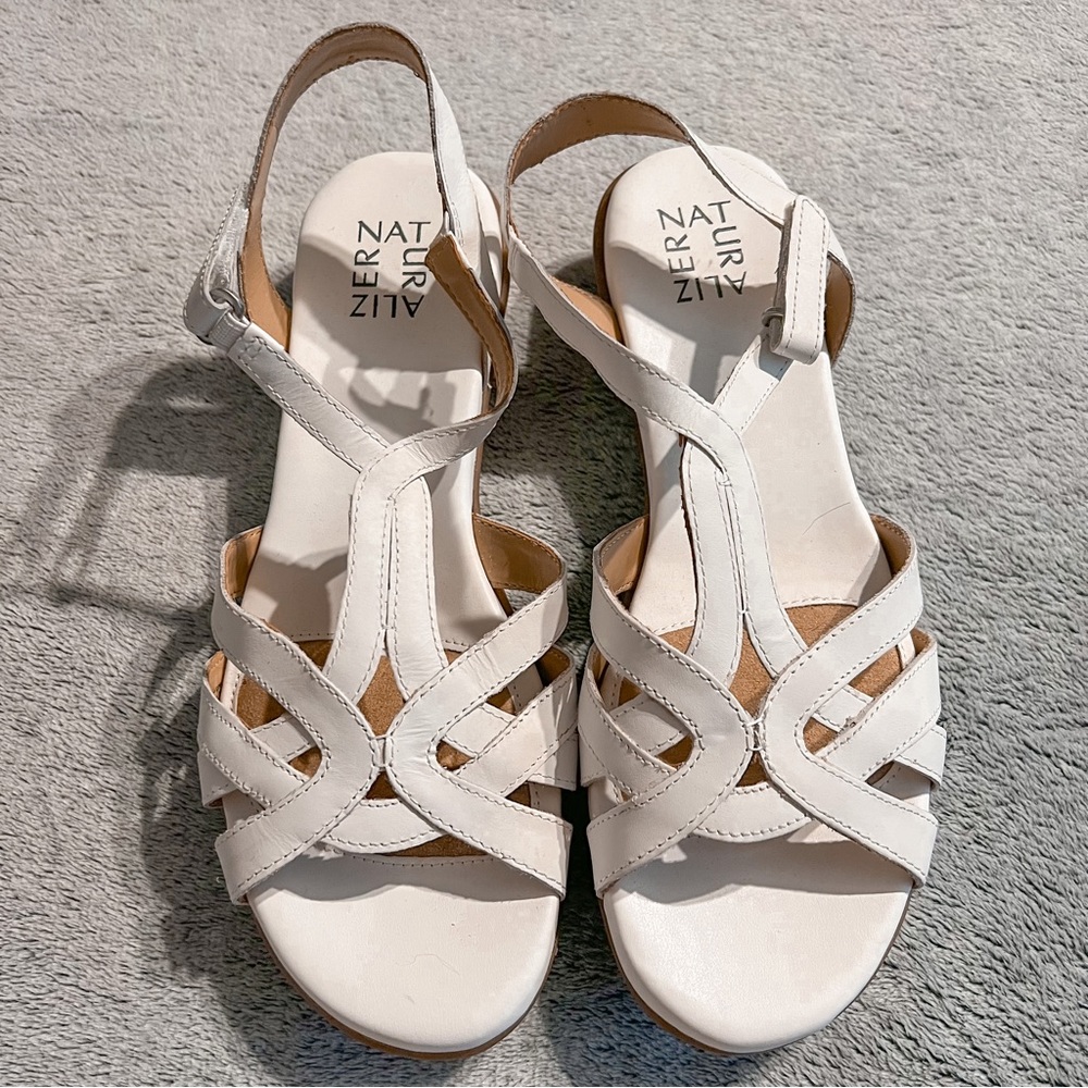 Naturalizer Nella White Sandal - Size 9